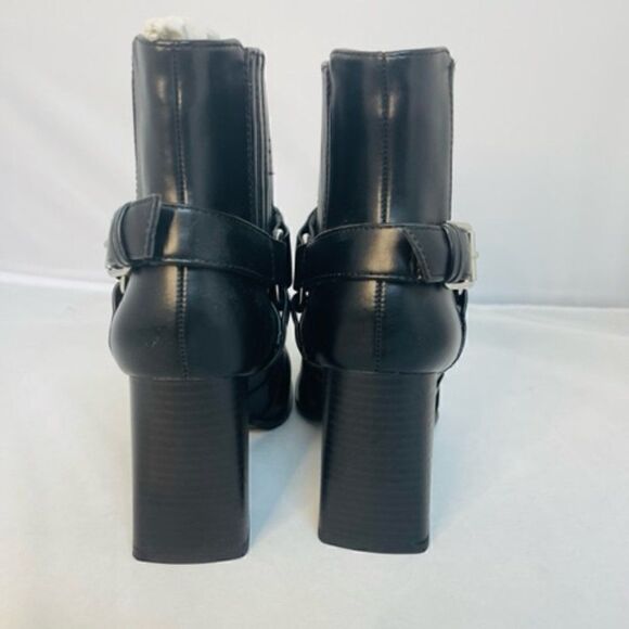 BCBGeneration Agnes Harness Ankle Boot Black Us 7 M  Excellent - New without box - Picture 3 of 7